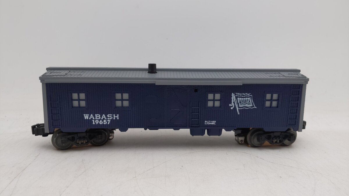Lionel 6-19657 O Gauge Wabash Bunk Car w/Smoke #19657 EX/Box