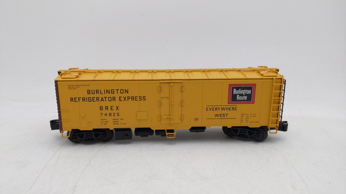 Lionel 6-17339 O Gauge Burlington Steel Sided Refrigerator Car #74825 EX/Box
