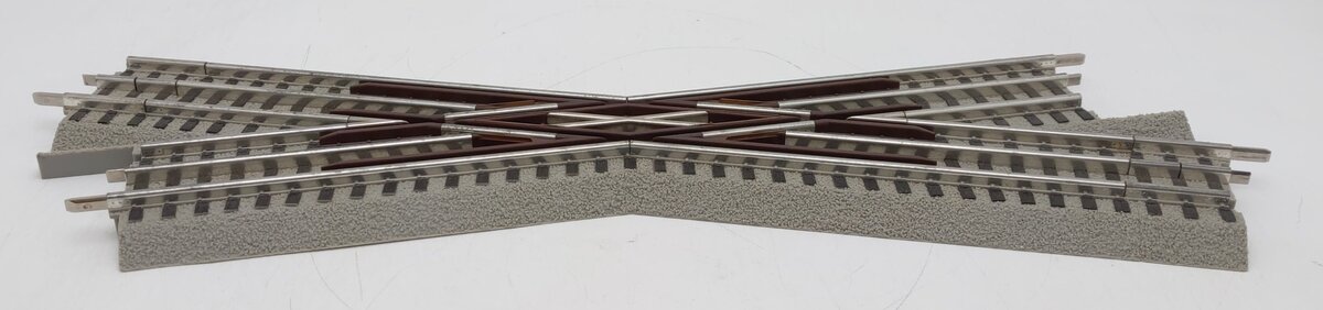 Lionel 6-12050 O Gauge FasTrack 22.5 Degree Crossover VG