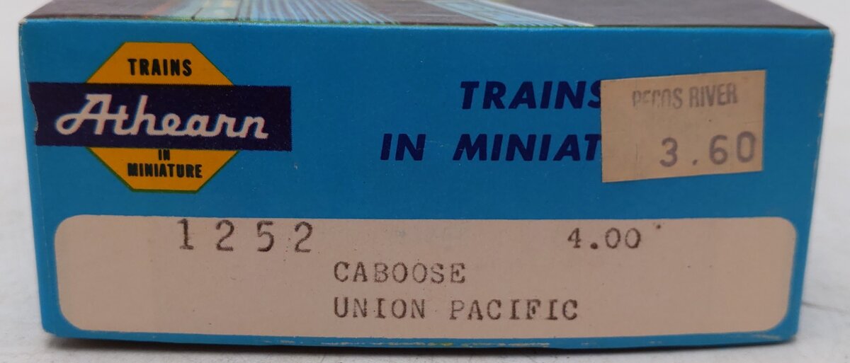 Athearn 1252 HO Scale Union Pacific Caboose Kit - Assembled VG/Box