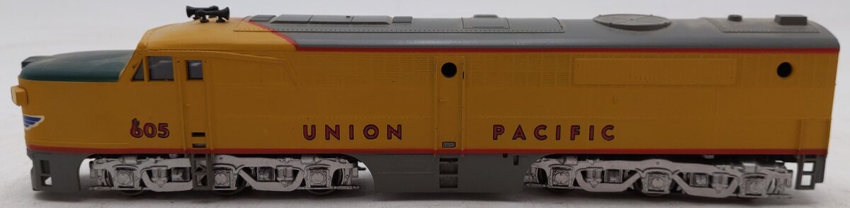 Athearn Union Pacific Powered Diesel Locomotive #605 VG/Box