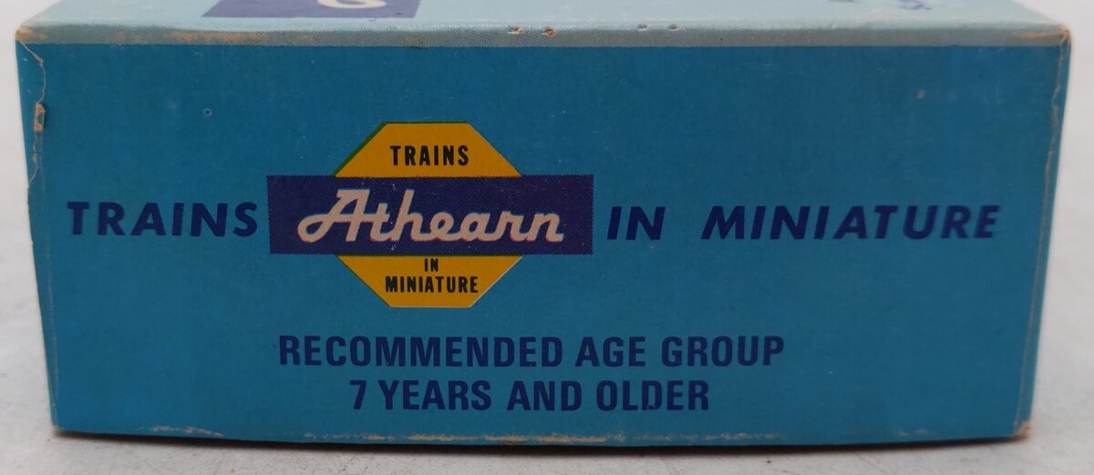 Athearn 3305 HO Scale Santa Fe PA-1 Powered Diesel Locomotive #75 VG/Box