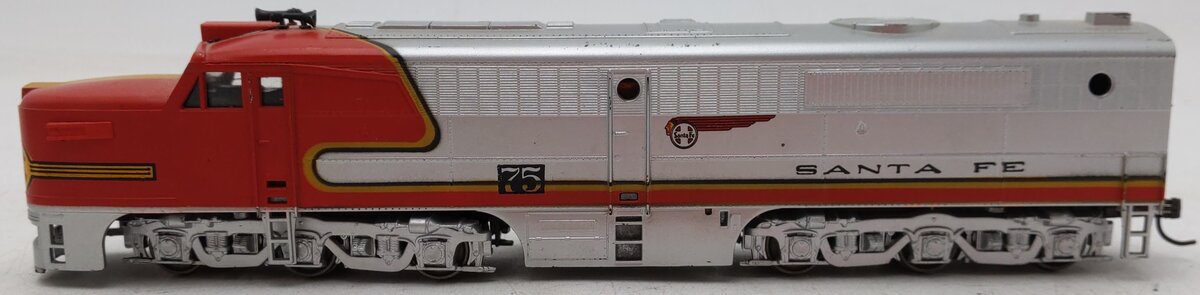 Athearn 3305 HO Scale Santa Fe PA-1 Powered Diesel Locomotive #75 VG/Box