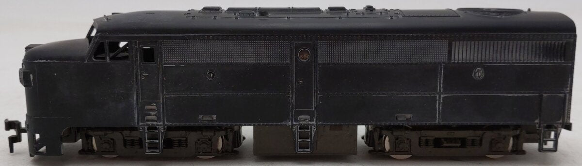 Model Power 822 HO Scale Undecorated Diesel Locomotive VG/Box