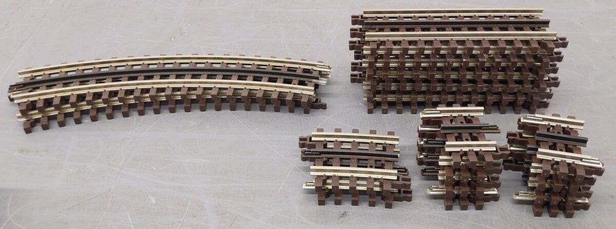 Atlas O Gauge Straight And Curved Track Sections [18] VG
