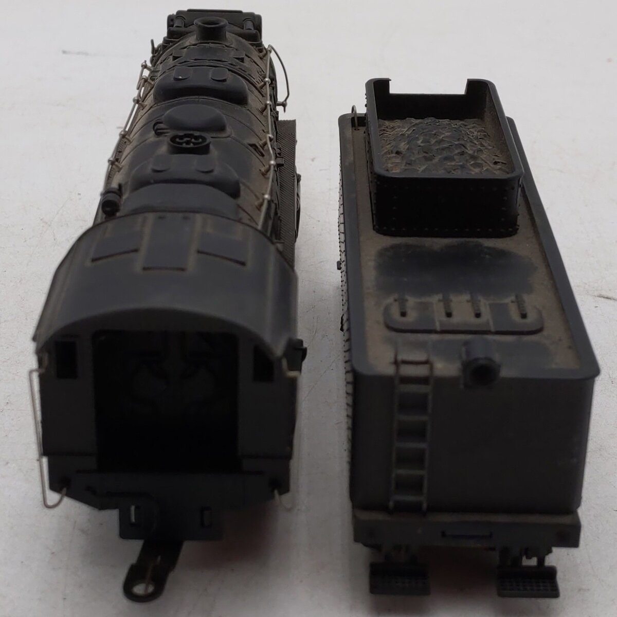 AHM 5083 HO Scale AT&SF 0-8-0 Steam Locomotive & Tender #102 VG/Box