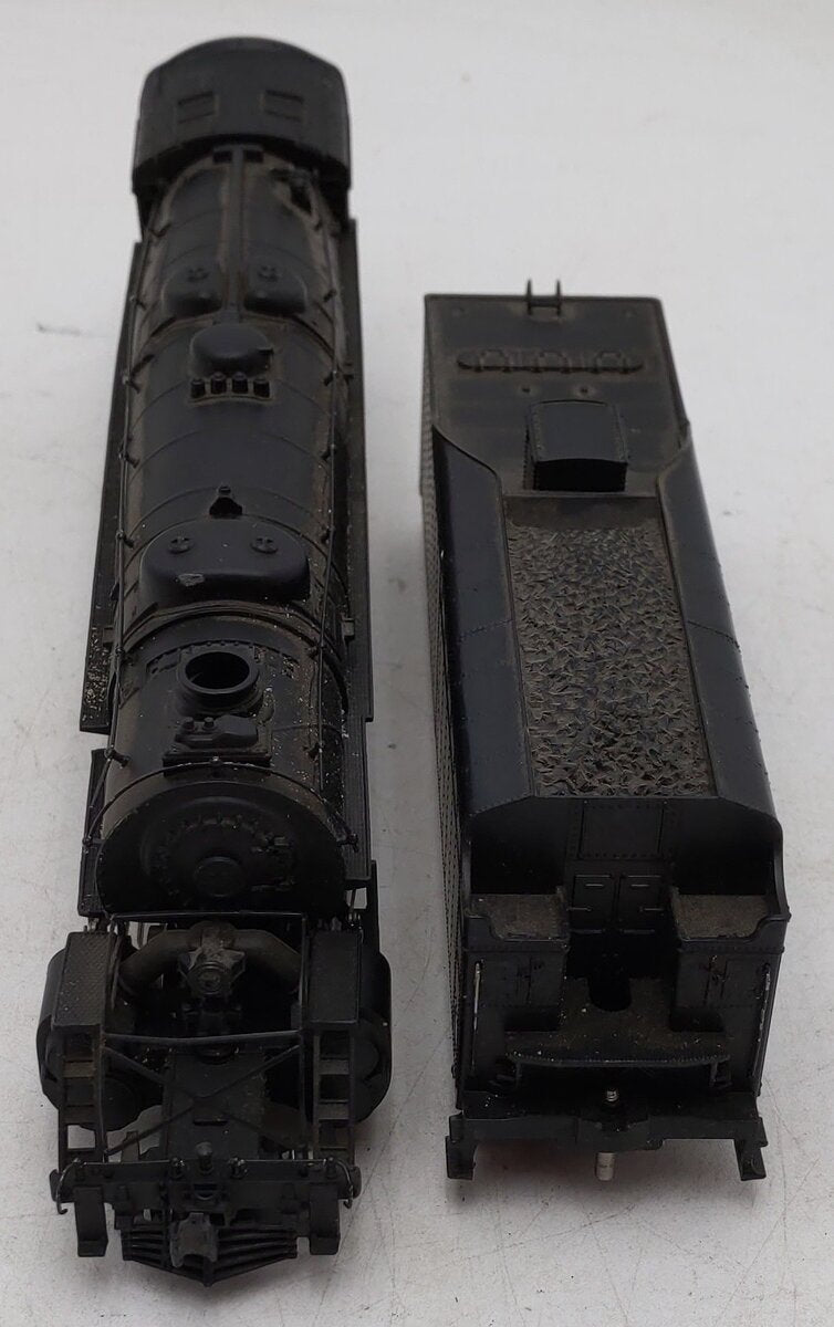 AHM 5092 HO Scale Undecorated Steam Locomotive & Tender EX/Box