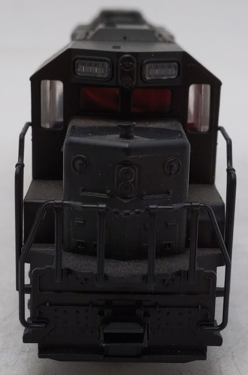 Atlas HO Scale Undercoated Diesel Locomotive VG