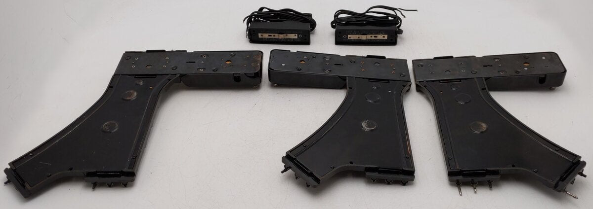 Lionel O22 Vintage O Left-Hand & Right-Hand Electric Remote Switches [3] VG