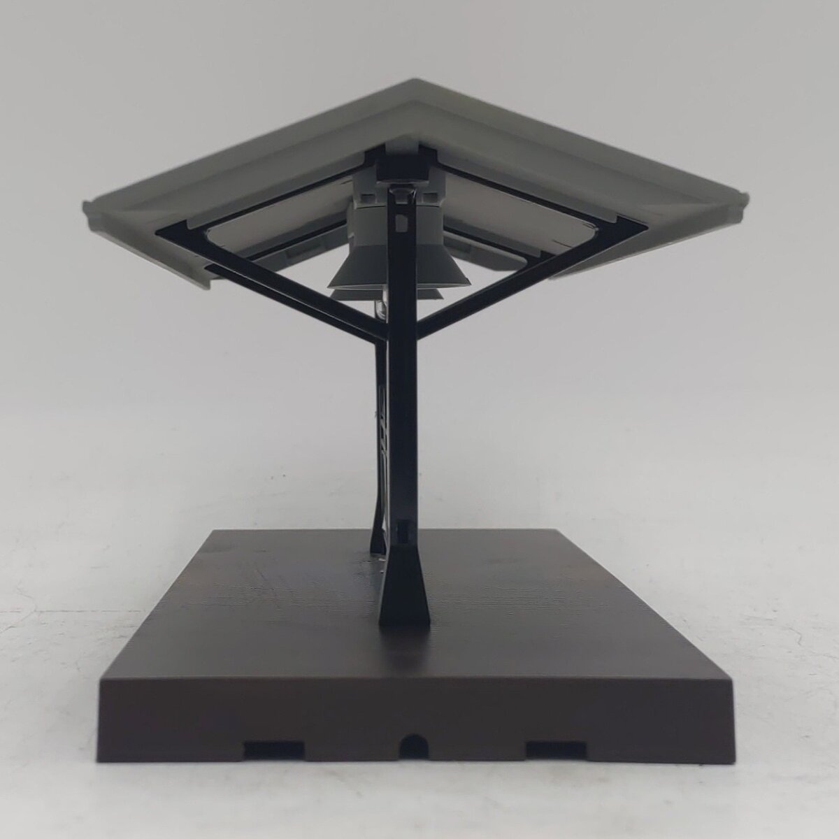 MTH 30-9006 O Gauge Passenger Station Platform (Gray Roof/Brown Base) EX