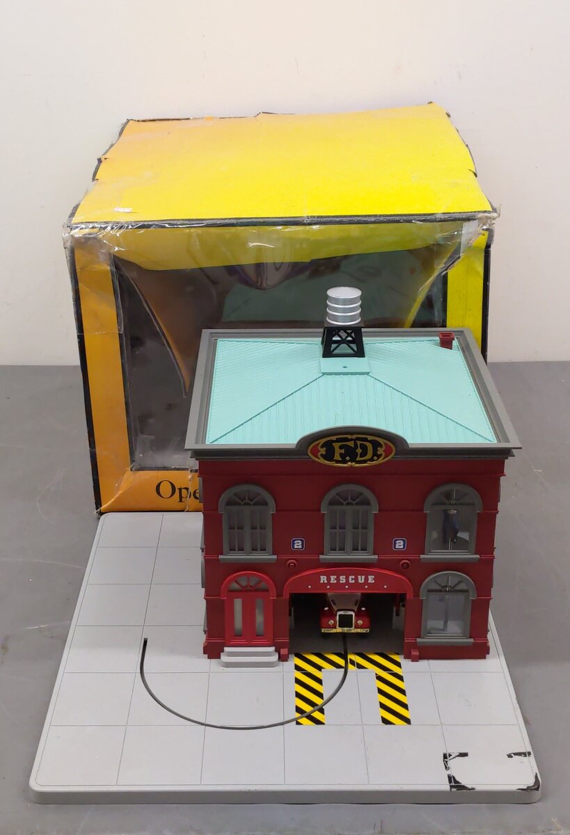 MTH 30-9136 O Operating Firehouse EX/Box