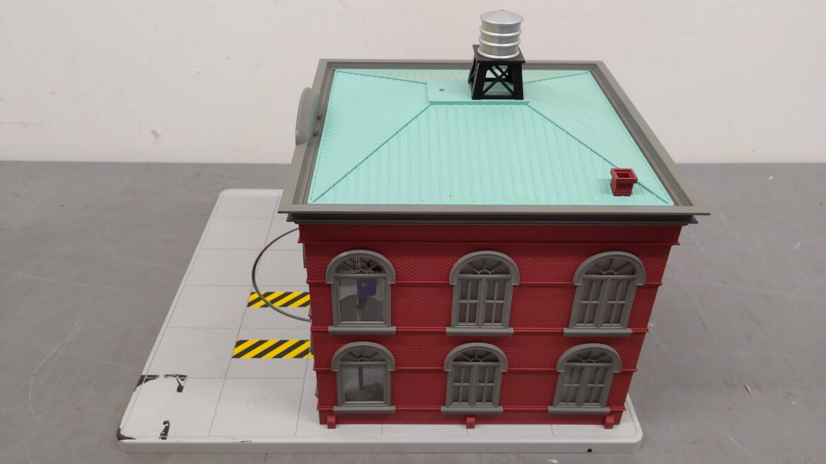 MTH 30-9136 O Operating Firehouse EX/Box