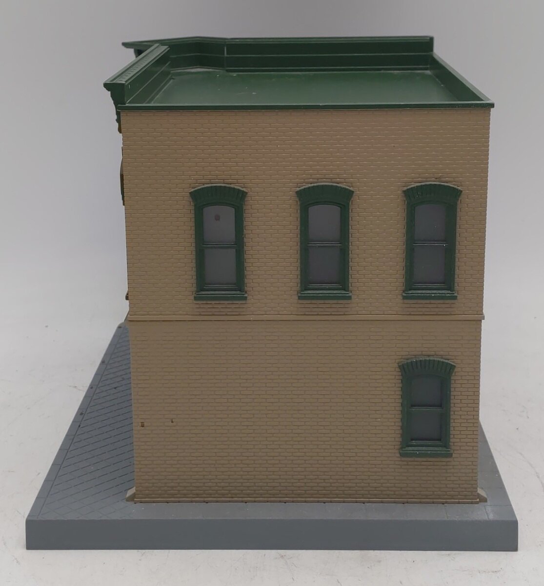 MTH 30-9035 O Gauge Jewelry Store Corner Building VG