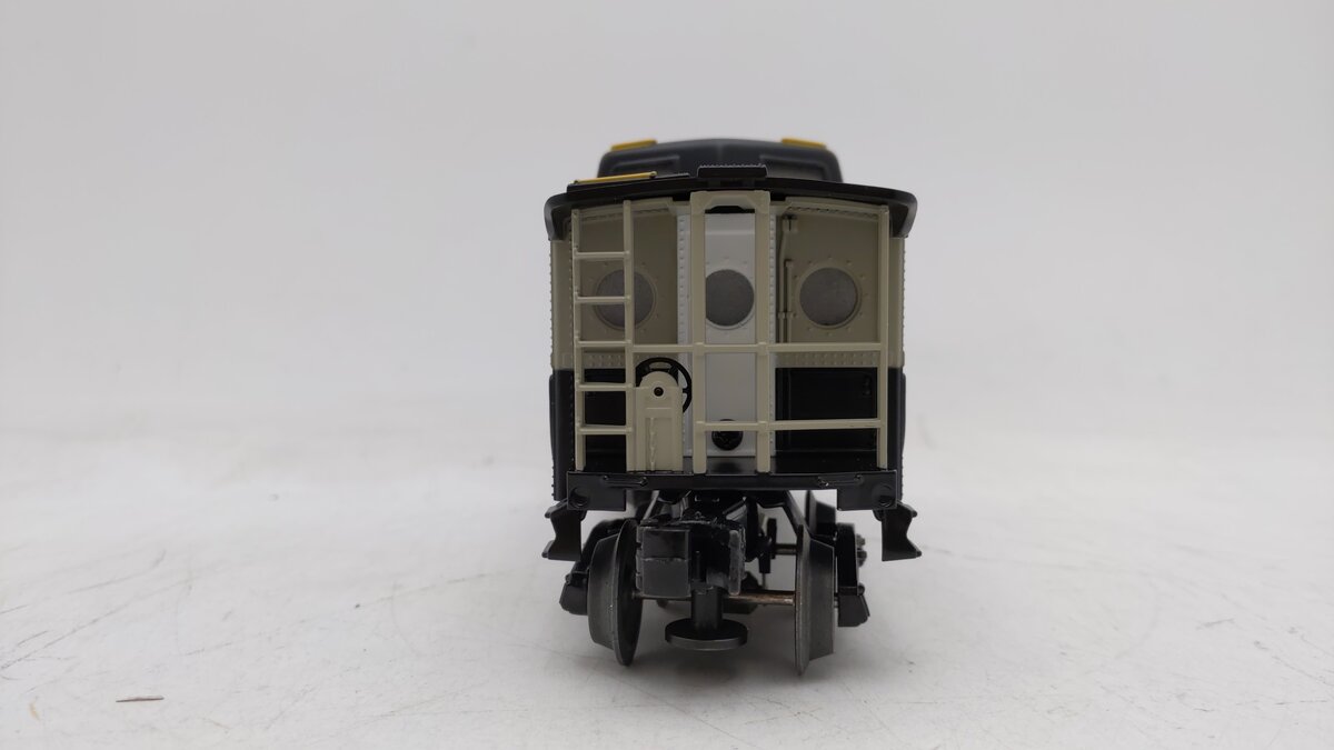 Williams 47736 CB&Q Burlington Route N5C Porthole Caboose #37864 EX/Box