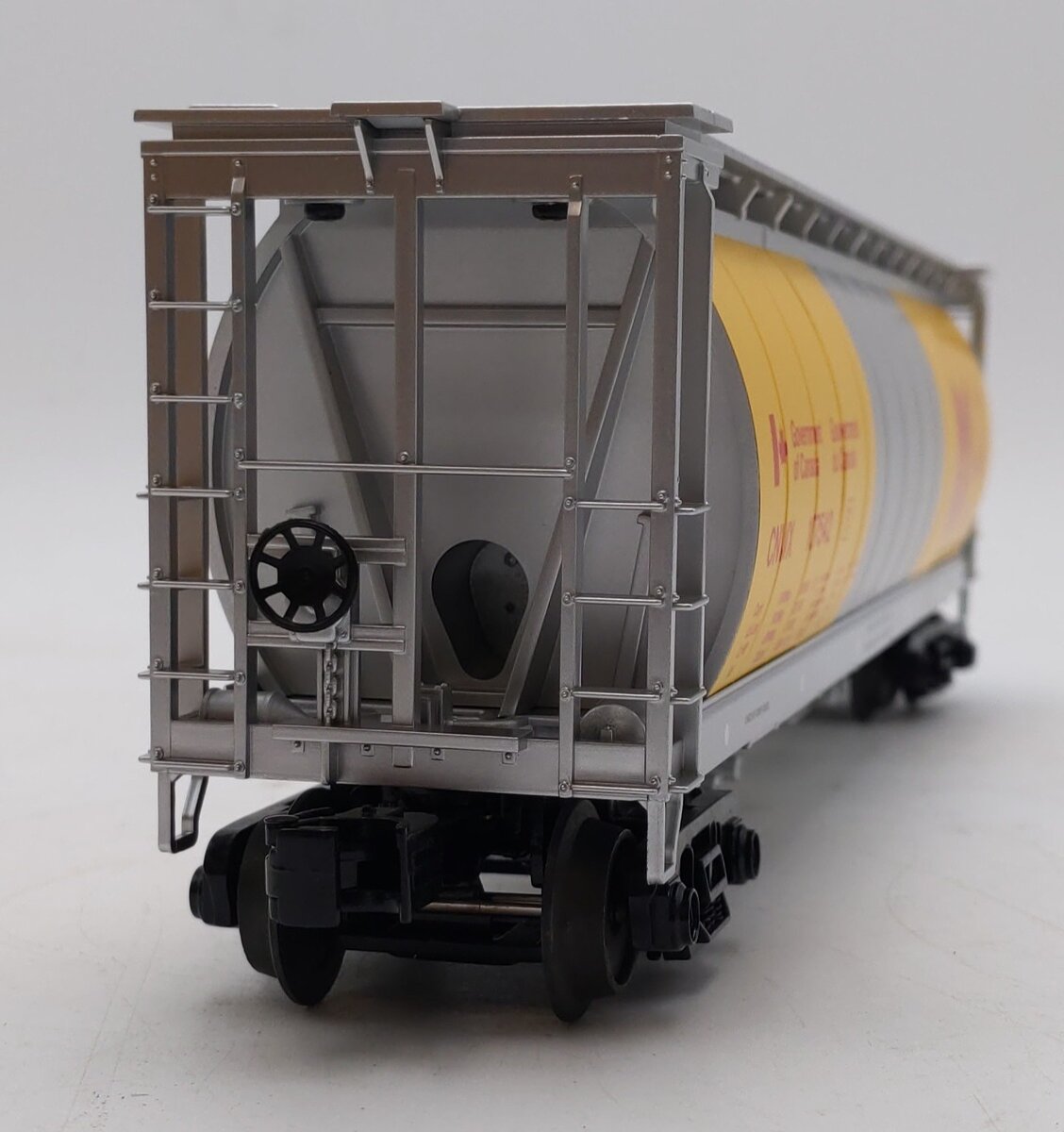 MTH 30-75311 Canadian Wheat 4-Bay Cylindrical Hopper