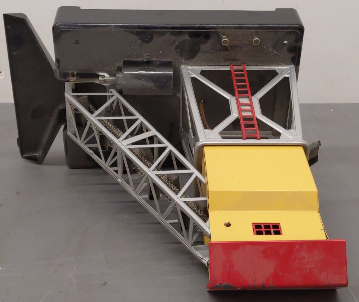 Lionel 97 Vintage O Operating Coal Elevator Loader VG/Box