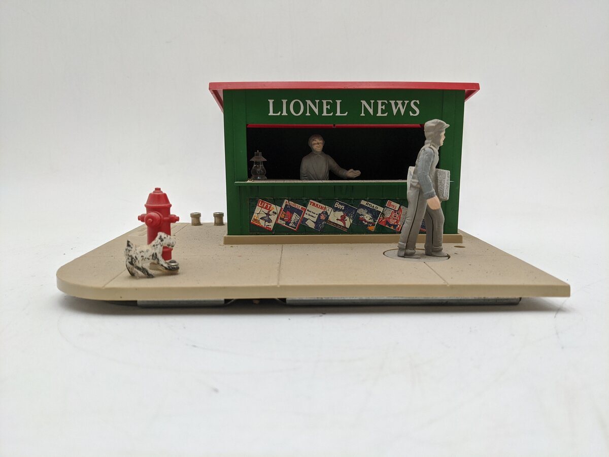 Lionel 128 Vintage O Animated Newsstand EX