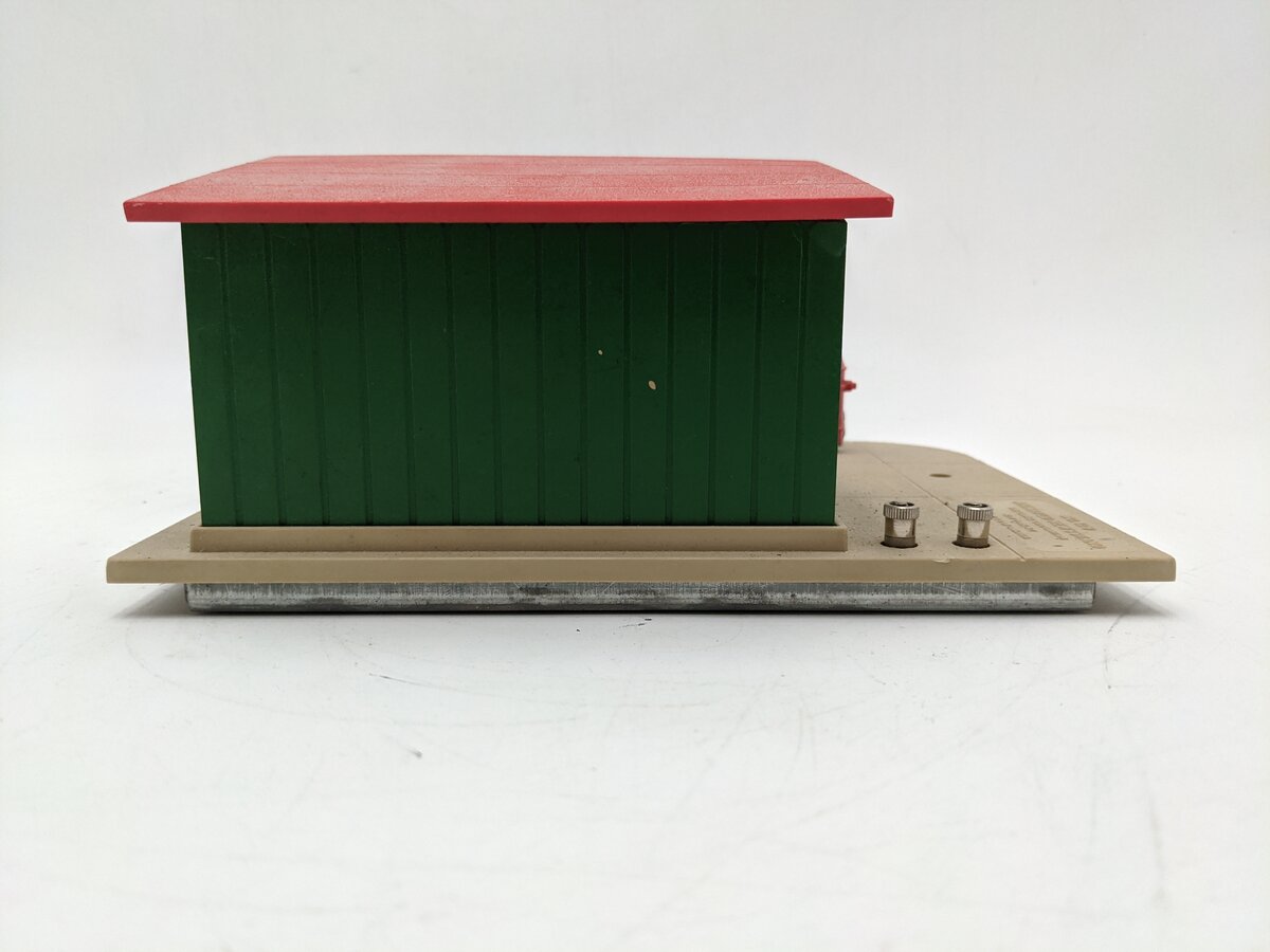 Lionel 128 Vintage O Animated Newsstand EX