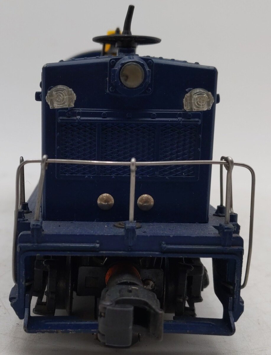Lionel 624 Vintage O Chesapeake & Ohio NW-2 Powered Diesel Locomotive VG