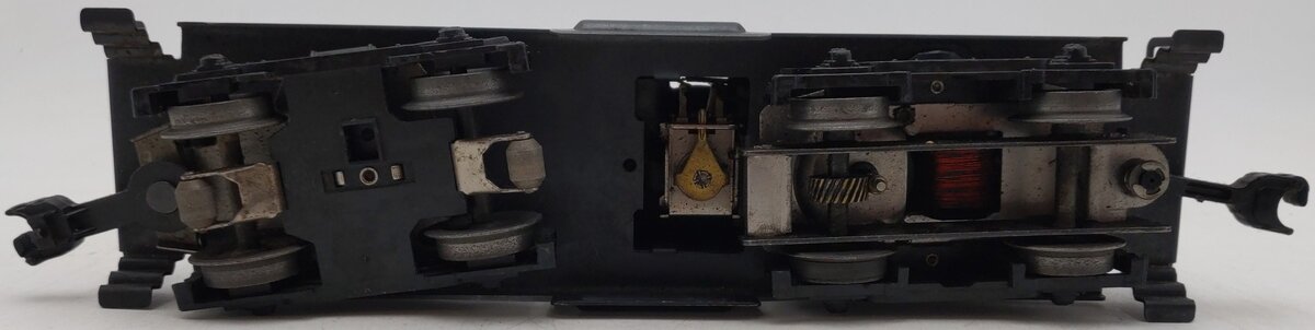 Lionel 634 Vintage O Santa Fe NW-2 Diesel Switcher Locomotive w/o Weight VG