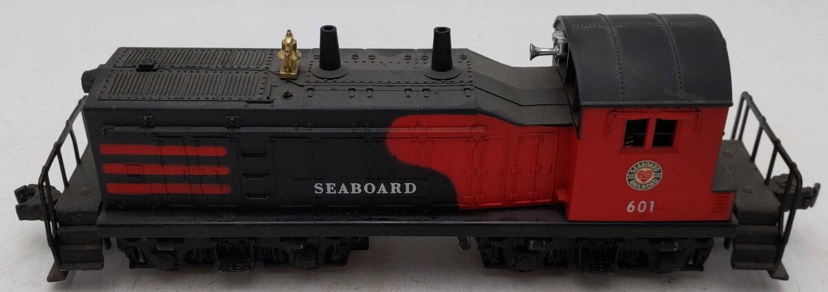 Lionel 601 Vintage O Seaboard NW-2 Powered Diesel Locomotive w/Horn VG