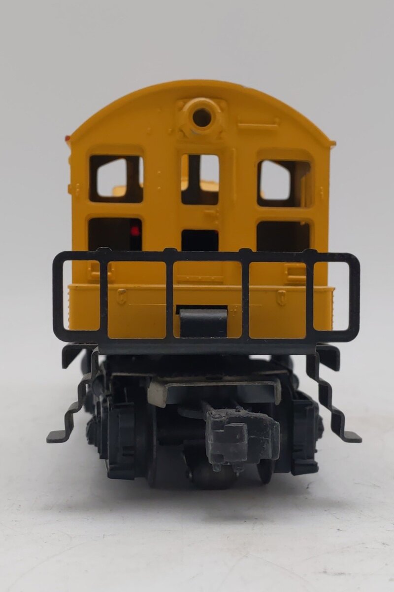 Lionel 635 VIntage O Gauge Postwar Union Pacific NW-2 Diesel Switcher Locomotive EX