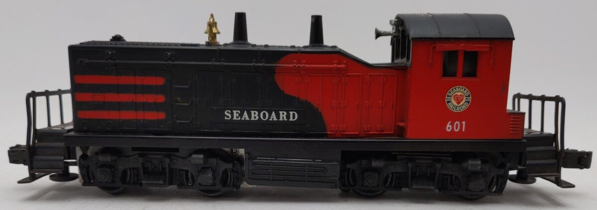 Lionel 601 Vintage O Seaboard NW-2 Powered Diesel Locomotive w/Horn VG/Box