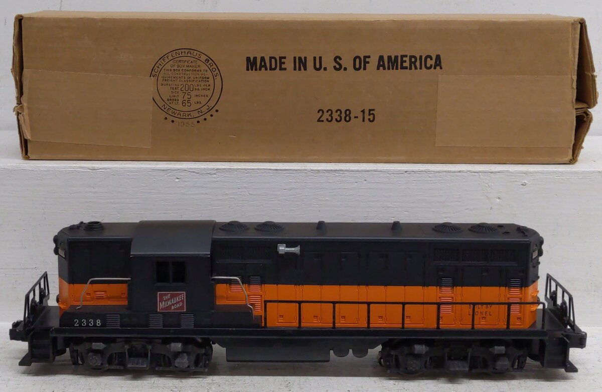 Lionel 2338 Vintage O Gauge Milwaukee Road Powered GP-7 Diesel Locomotive VG/Box