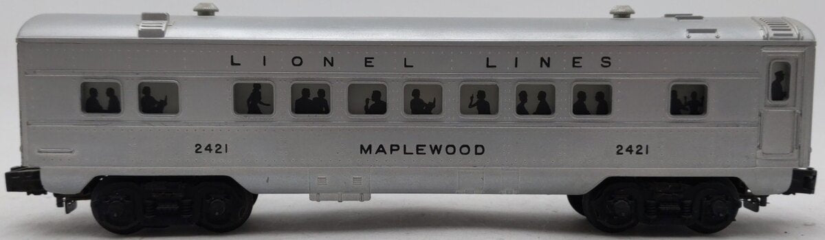 Lionel 2421 Vintage O Lionel Lines Maplewood Lighted Pullman Car w/ Silver Roof VG