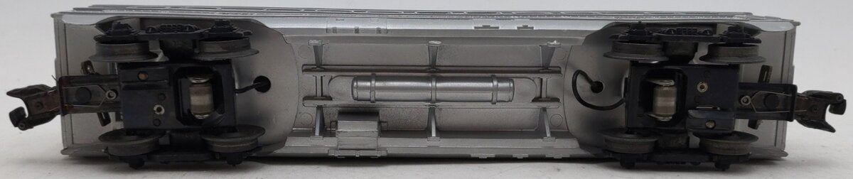 Lionel 2421 Vintage O Lionel Lines Maplewood Lighted Pullman Car w/ Silver Roof VG