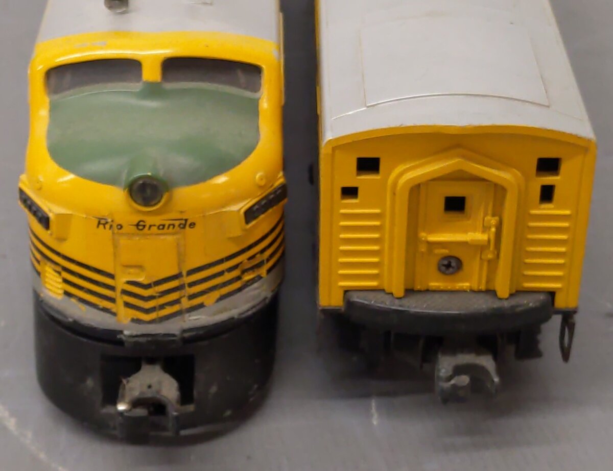 Lionel 2379 Vintage O Rio Grande F3 AB Diesel Locomotive Set VG