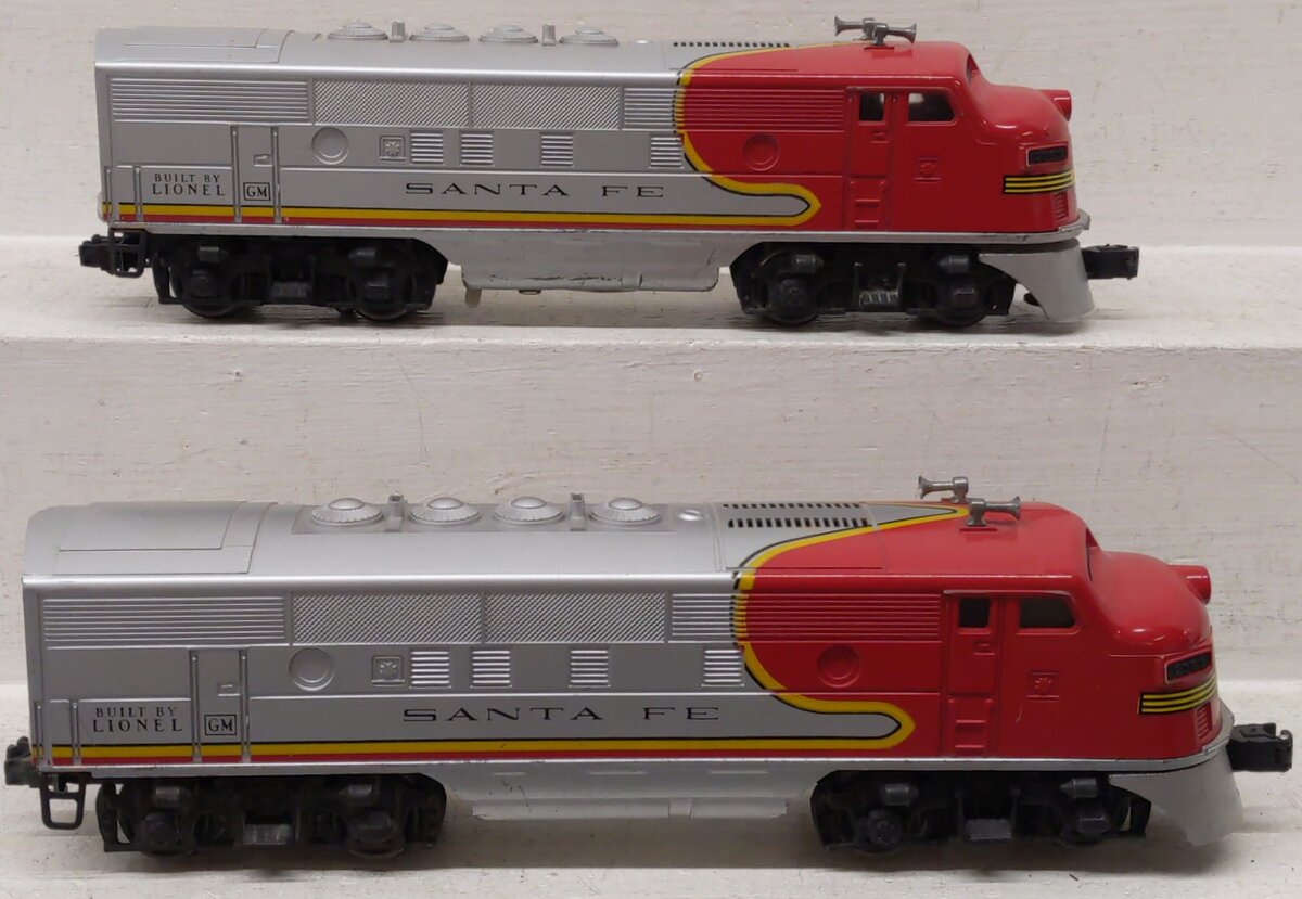 Lionel 2383 Vintage O Santa Fe F-3 AA Diesel Locomotives VG/Box
