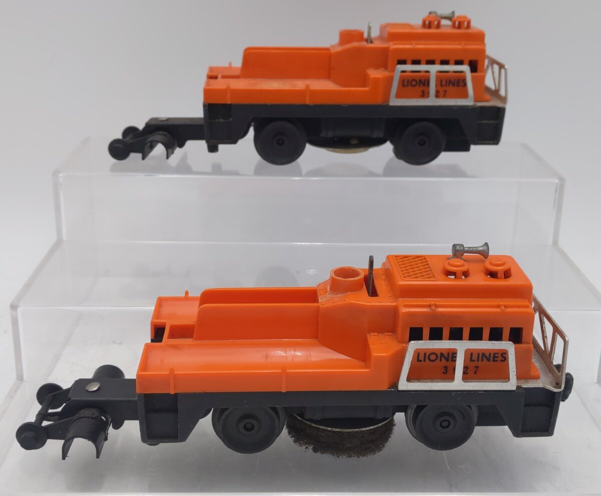 Lionel 3927 O Vintage Postwar Motorized Track Cleaner Car #3927 (Set of 2) VG