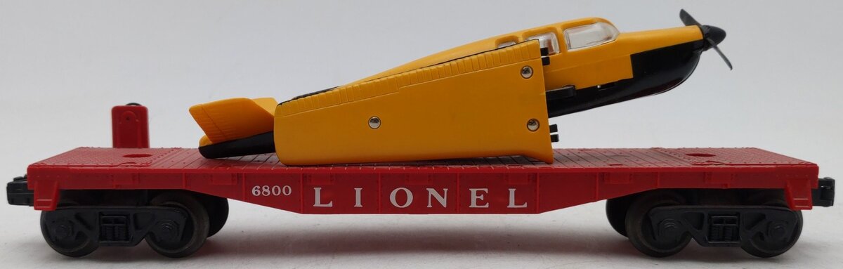 Lionel 6800 Vintage O Flatcar with Yellow over Black Airplane VG
