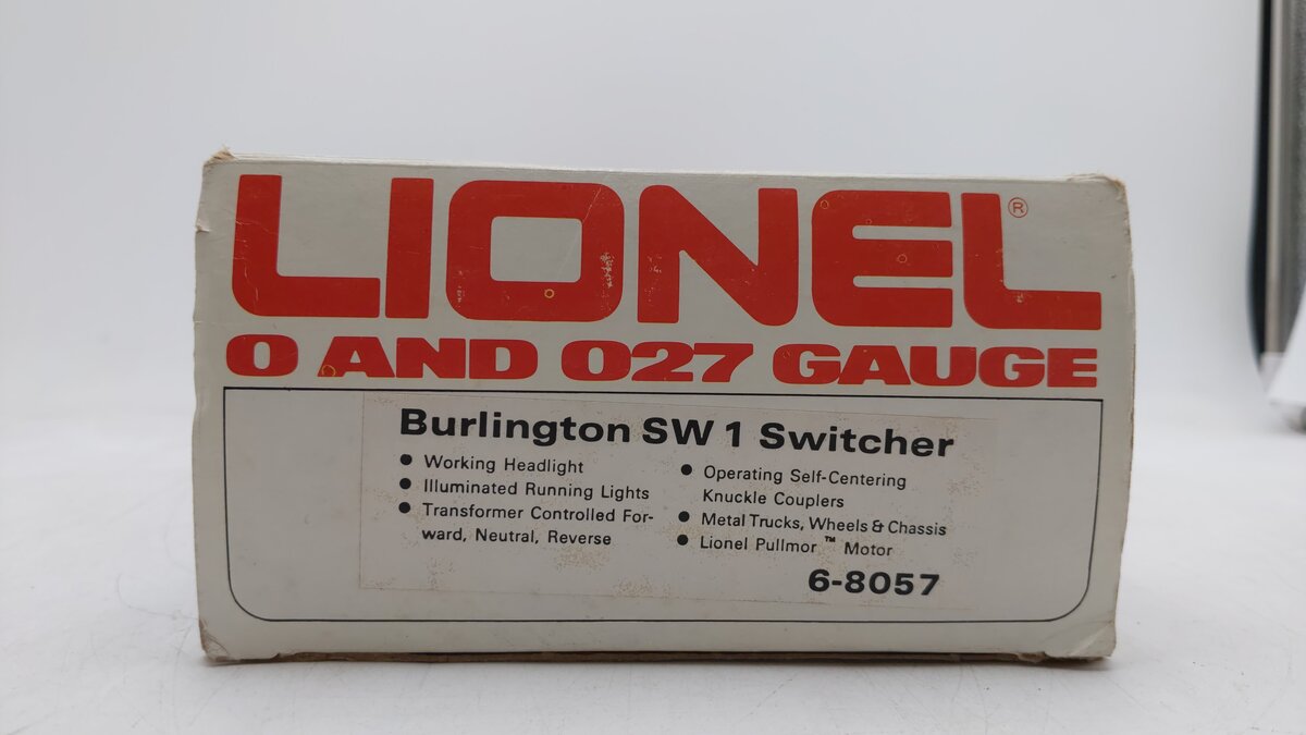 Lionel 6-8057 O Gauge Burlington SW1 Switcher #8057 EX/Box