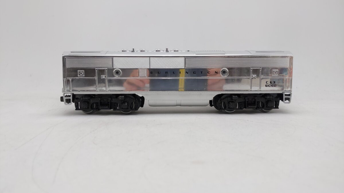 Lionel 6-8062 O Burlington F-3 B-Unit Chrome Non-Powered Diesel Locomotive #8062 EX/Box