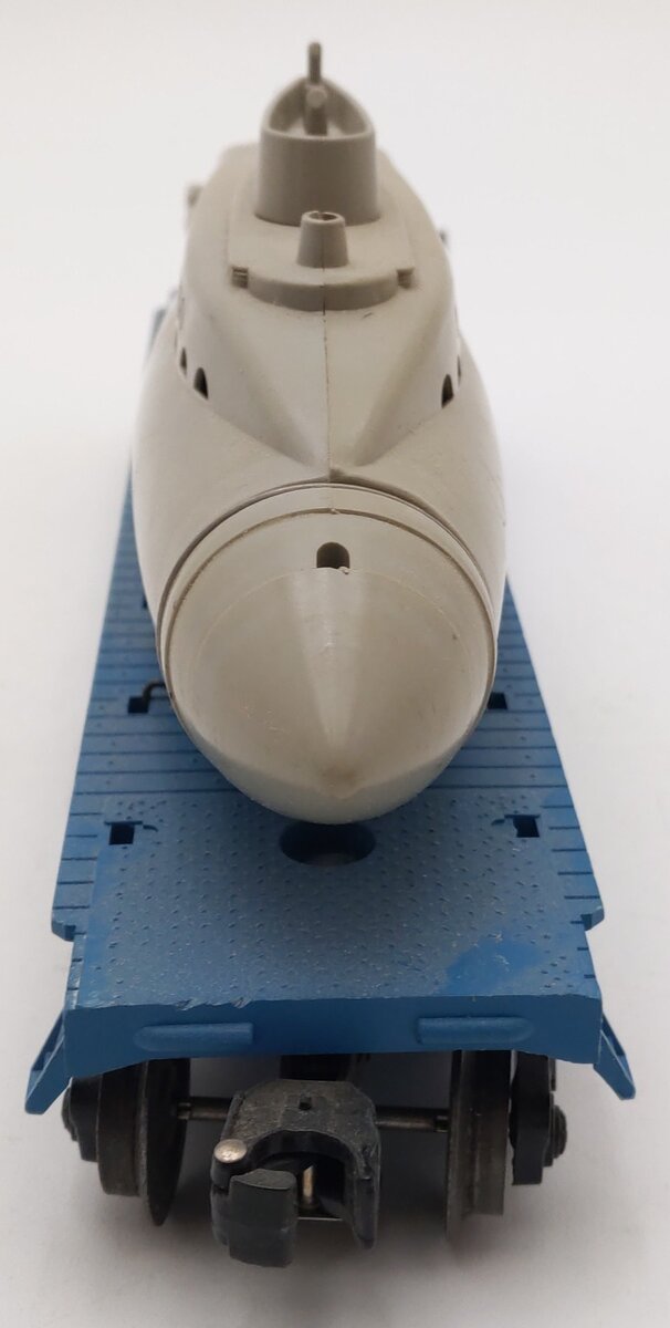 Lionel 6830 Vintage O Flatcar w/ Non Operating Submarine VG