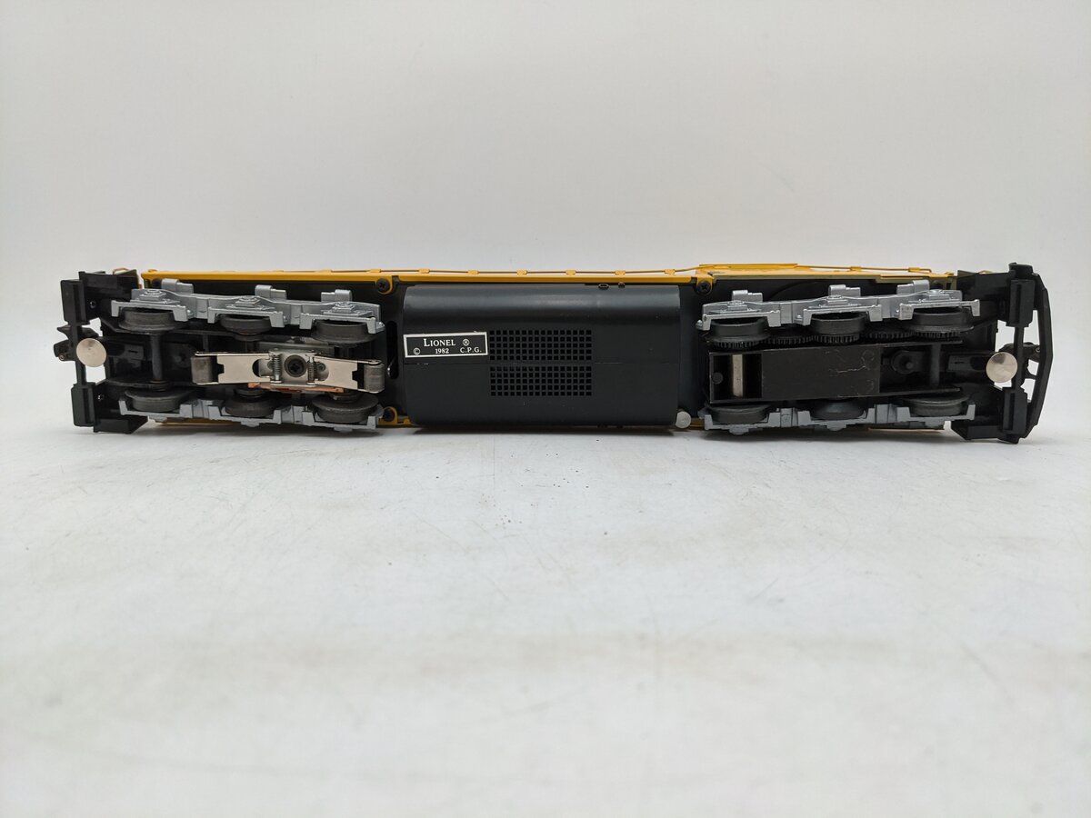 Lionel 6-8265 O Gauge Santa Fe SD-40 Diesel Locomotive EX/Box