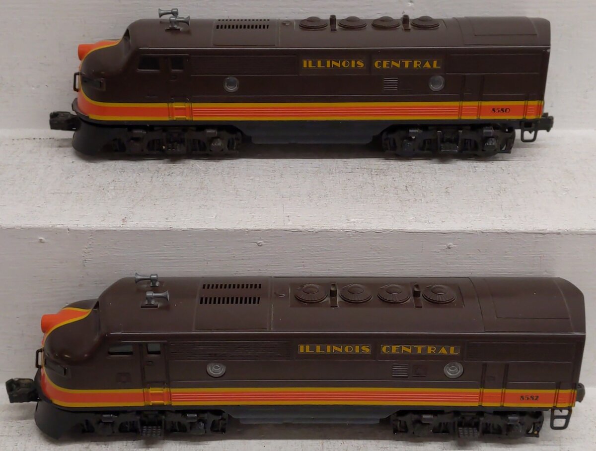Lionel 6-8580 O Gauge Illinois Central F3 AA Diesel Locomotive Set EX/Box