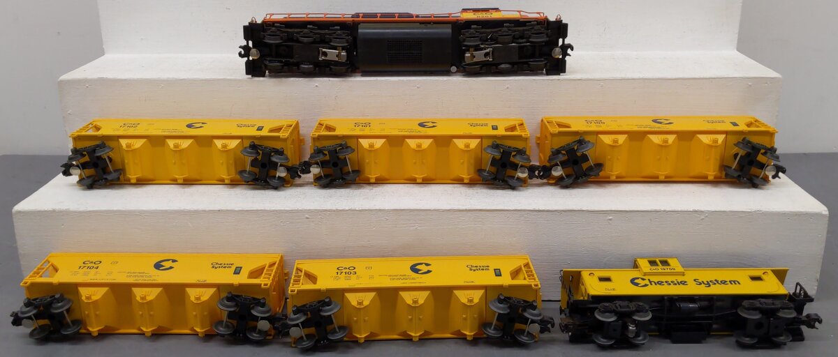 Lionel 6-11705 O Gauge Chessie System Diesel Freight Train Set EX/Box
