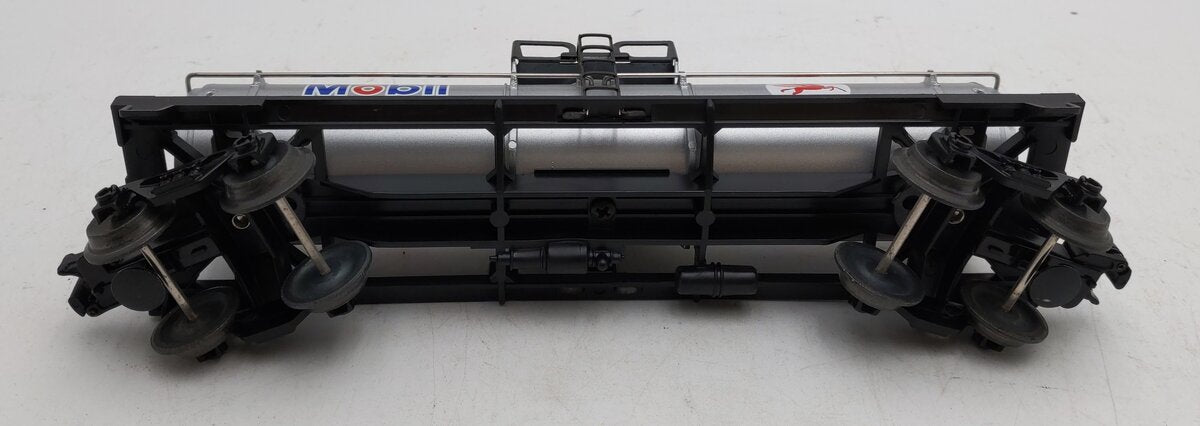 Lionel 6-16127 O Gauge Mobil Oil Corporation Single-Dome Tank Car EX