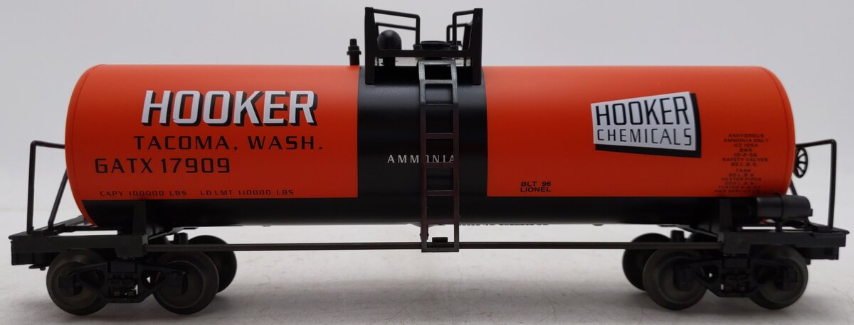 Lionel 6-17909 O Gauge Hooker Chemicals Unibody Tank Car EX/Box