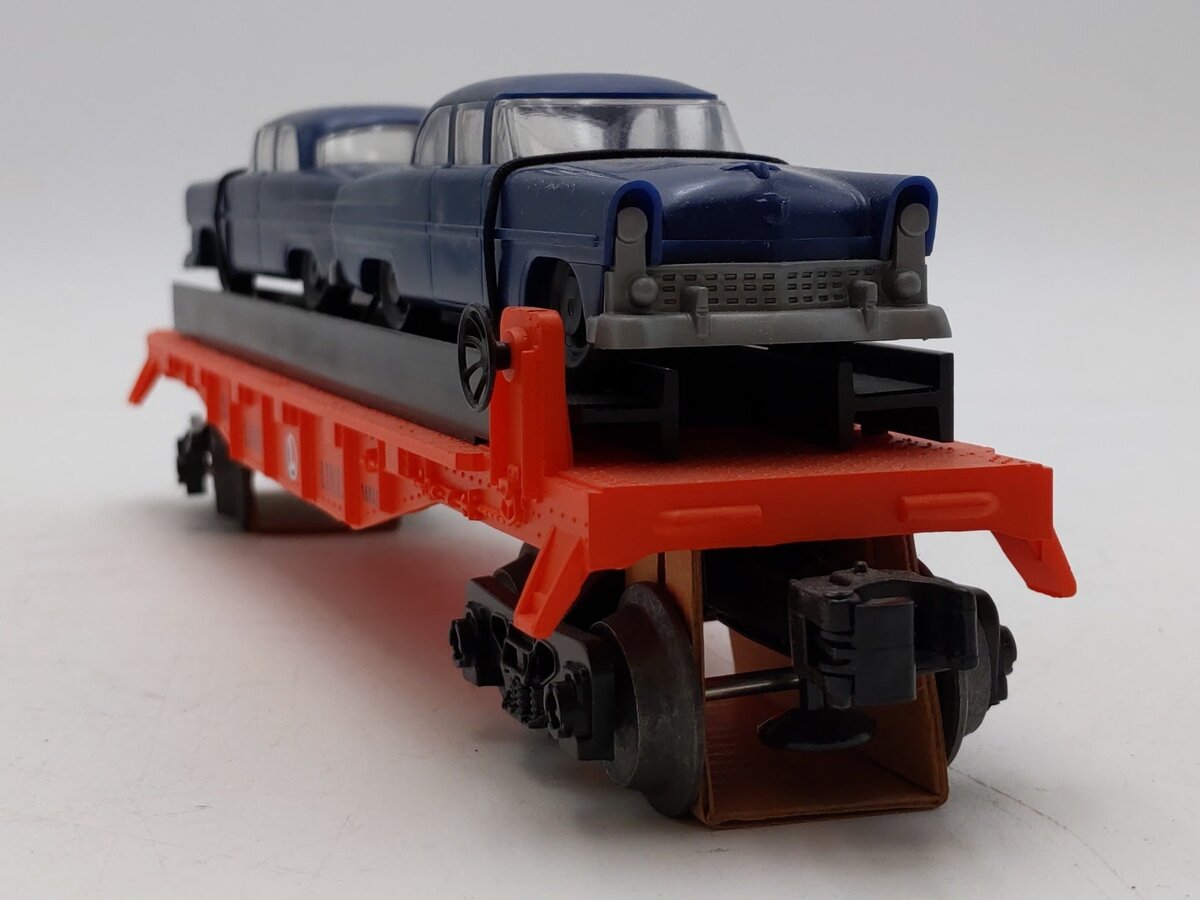 Lionel 6-16933 O Gauge Lionel Lines Flatcar with 2 Blue Automobiles LN/Box