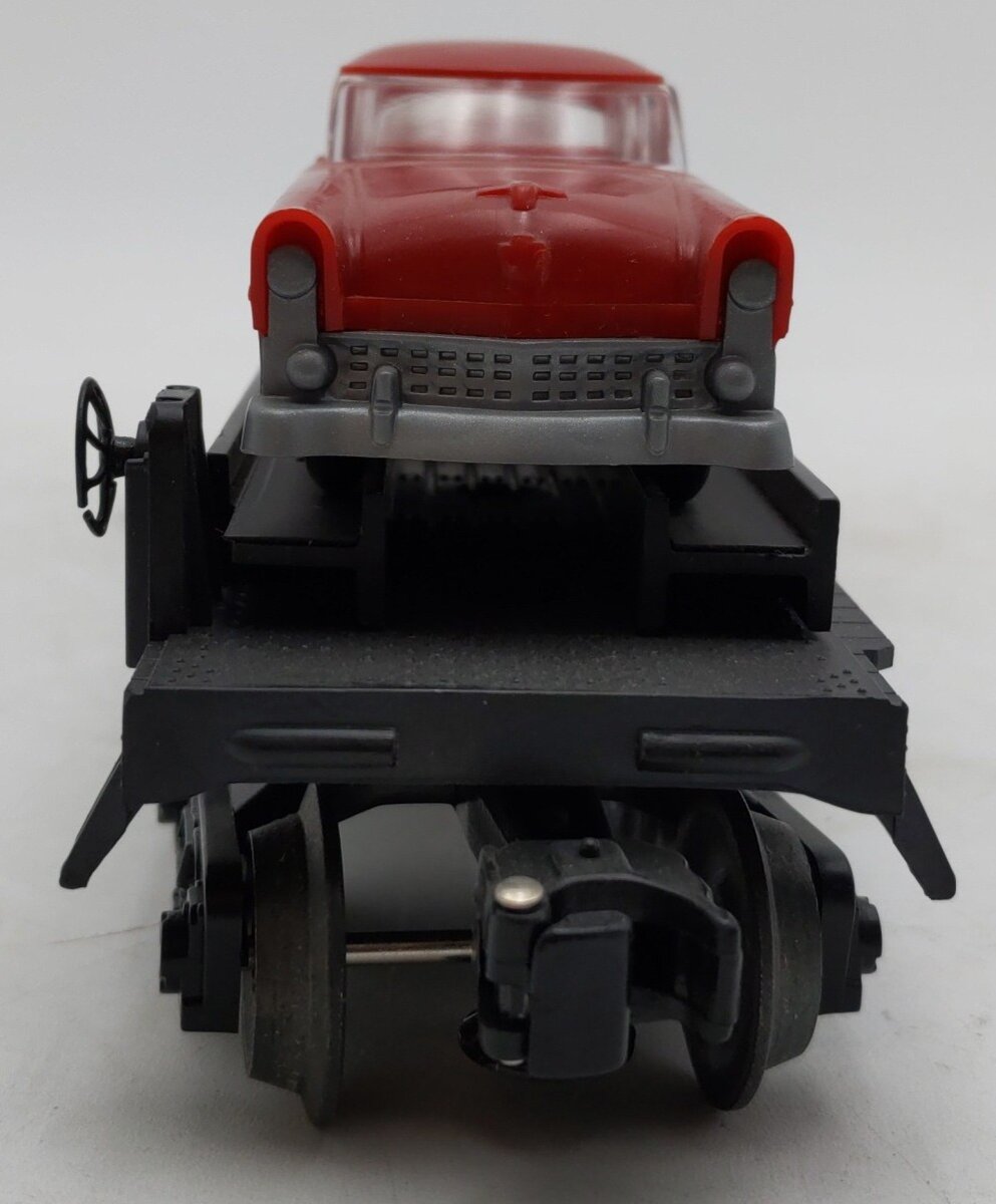 Lionel 6-16941 Atchison, Topeka & Santa Fe Flatcar with Two Vehicles EX