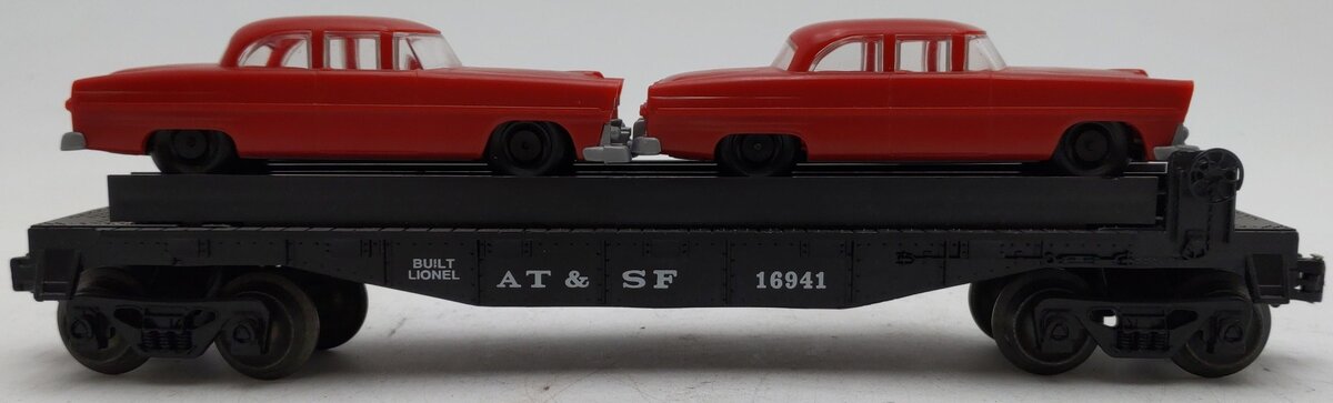 Lionel 6-16941 Atchison, Topeka & Santa Fe Flatcar with Two Vehicles EX