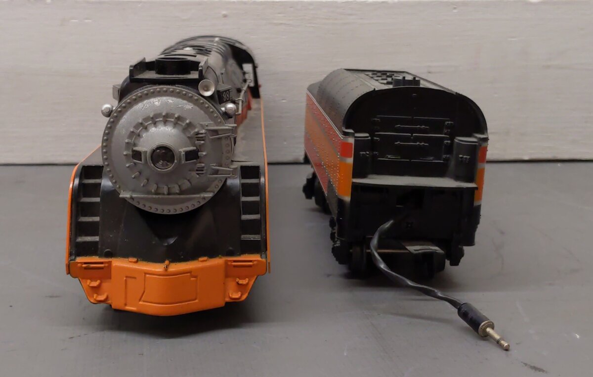 Lionel 6-18007 O Gauge SP Daylight 4-8-4 Steam Locomotive & Tender #4410 EX/Box