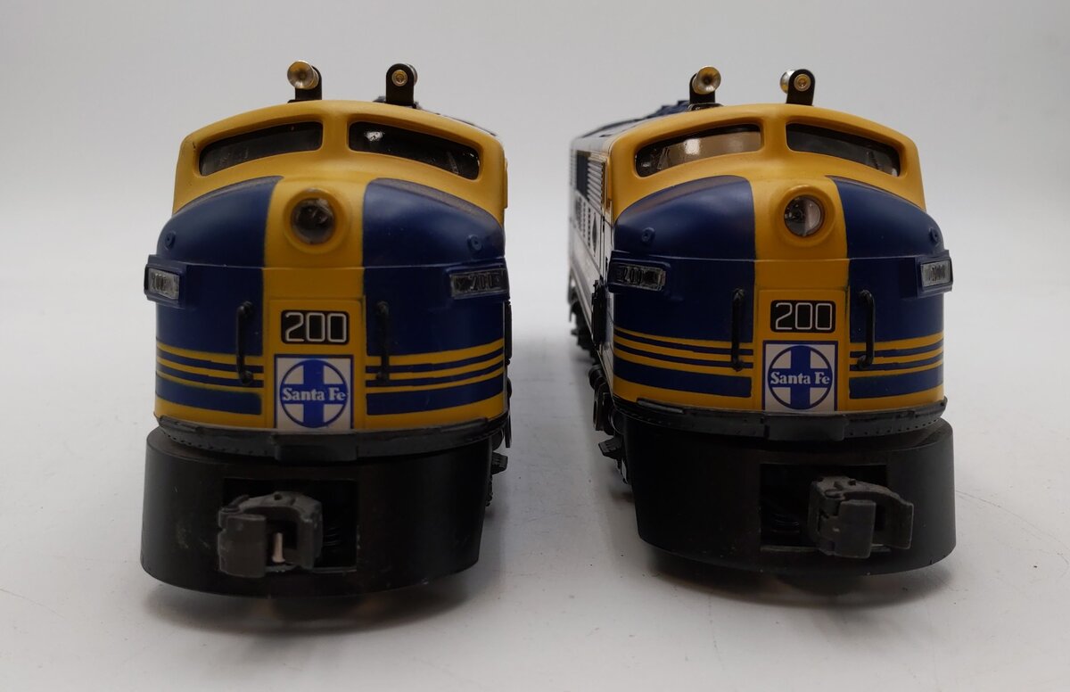 Lionel 6-18117 O Gauge Santa Fe Blue/Yellow F3 AA Diesel Set EX/Box