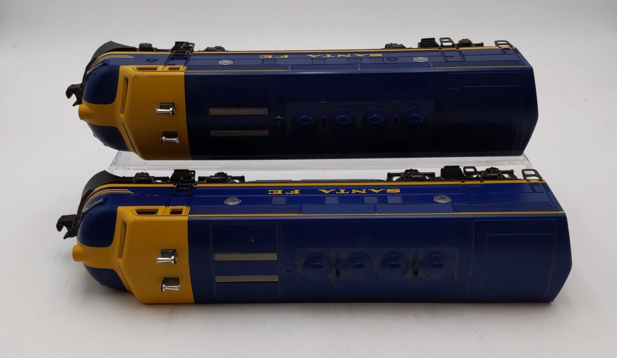 Lionel 6-18117 O Gauge Santa Fe Blue/Yellow F3 AA Diesel Set EX/Box