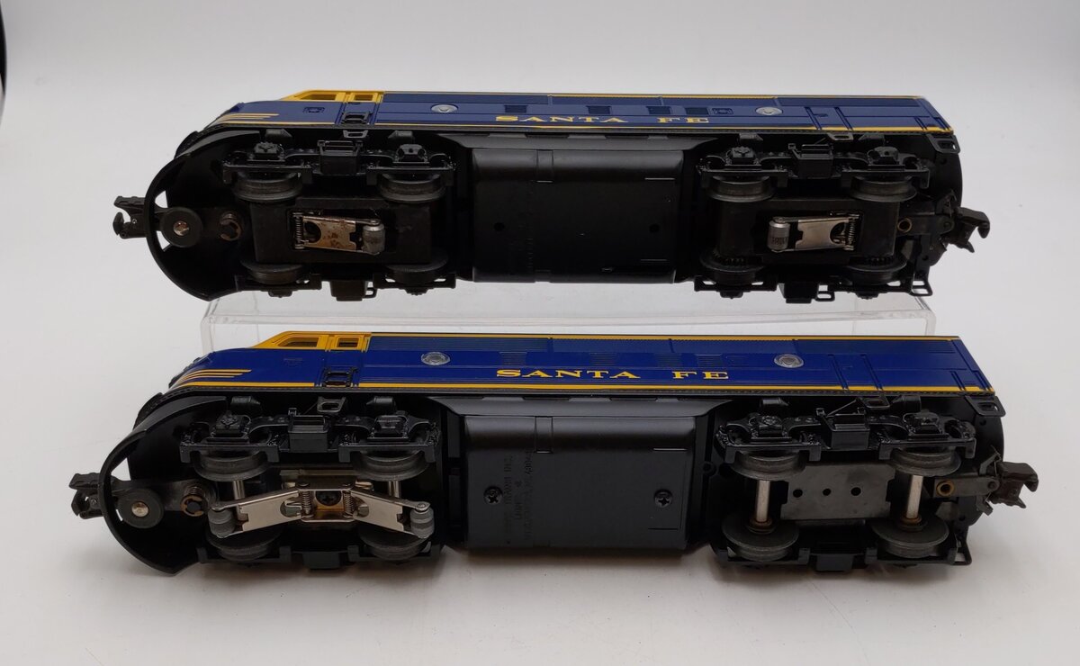 Lionel 6-18117 O Gauge Santa Fe Blue/Yellow F3 AA Diesel Set EX/Box