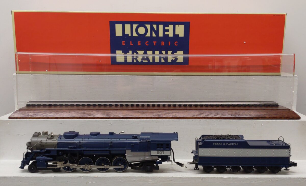 Lionel 6-18025 O Gauge T&P 4-8-2 Steam Engine & Tender w/RS #907 & Display Case EX/Box